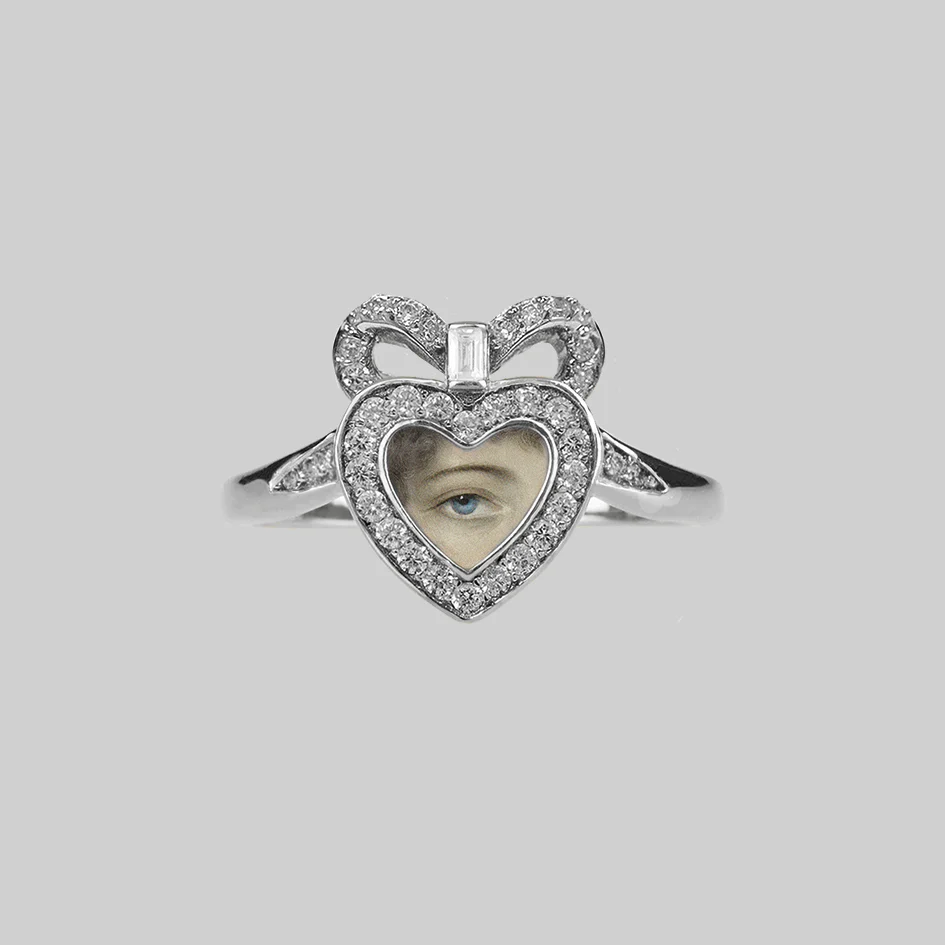 ANONYMITY. Lover's Eye & Cubic Zirconia Heart Ring - Silver