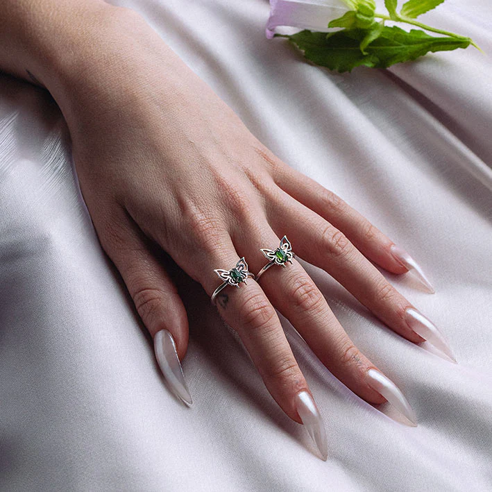 ANTHEIA. Moss Agate Butterfly Ring - Silver - Image 4