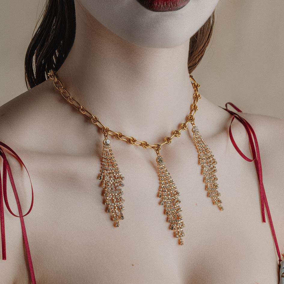 ANTOINETTE. Dazzle Chain Drop Collar - Gold