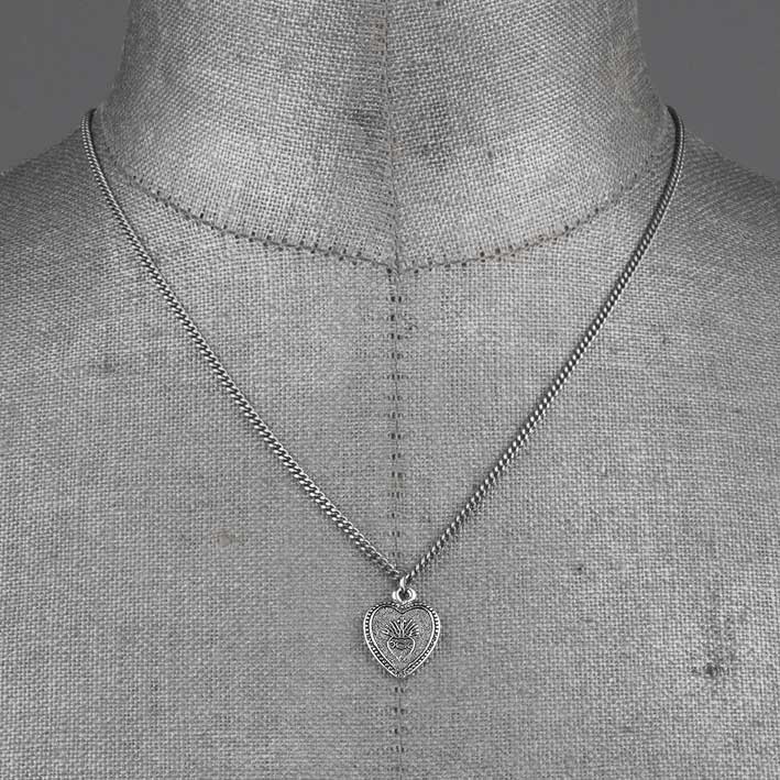 ARDOUR. Sacred Heart Charm Necklace - Silver - Image 4