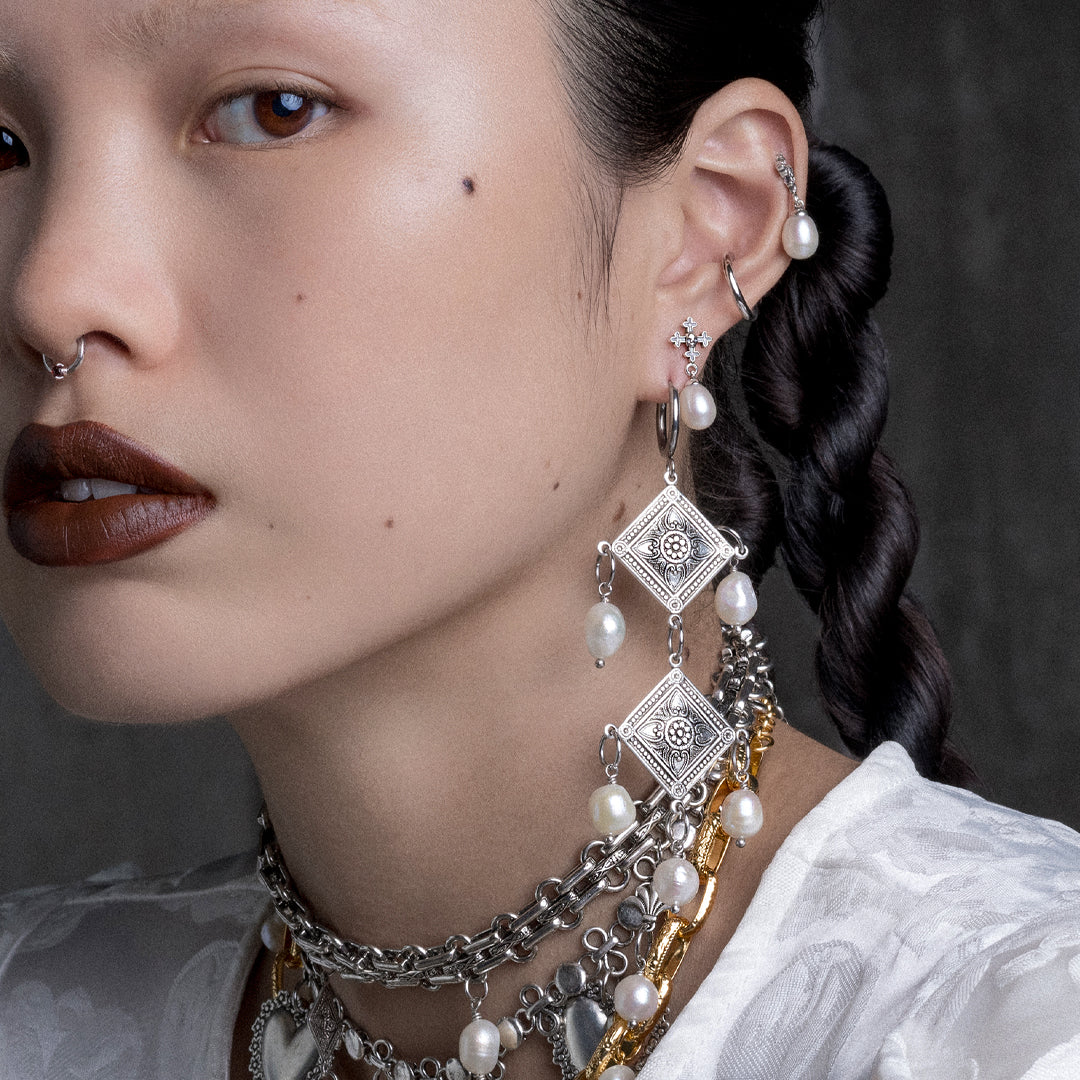 BANQUET. Pearl Chandelier Hoop Earrings - Silver - Image 3