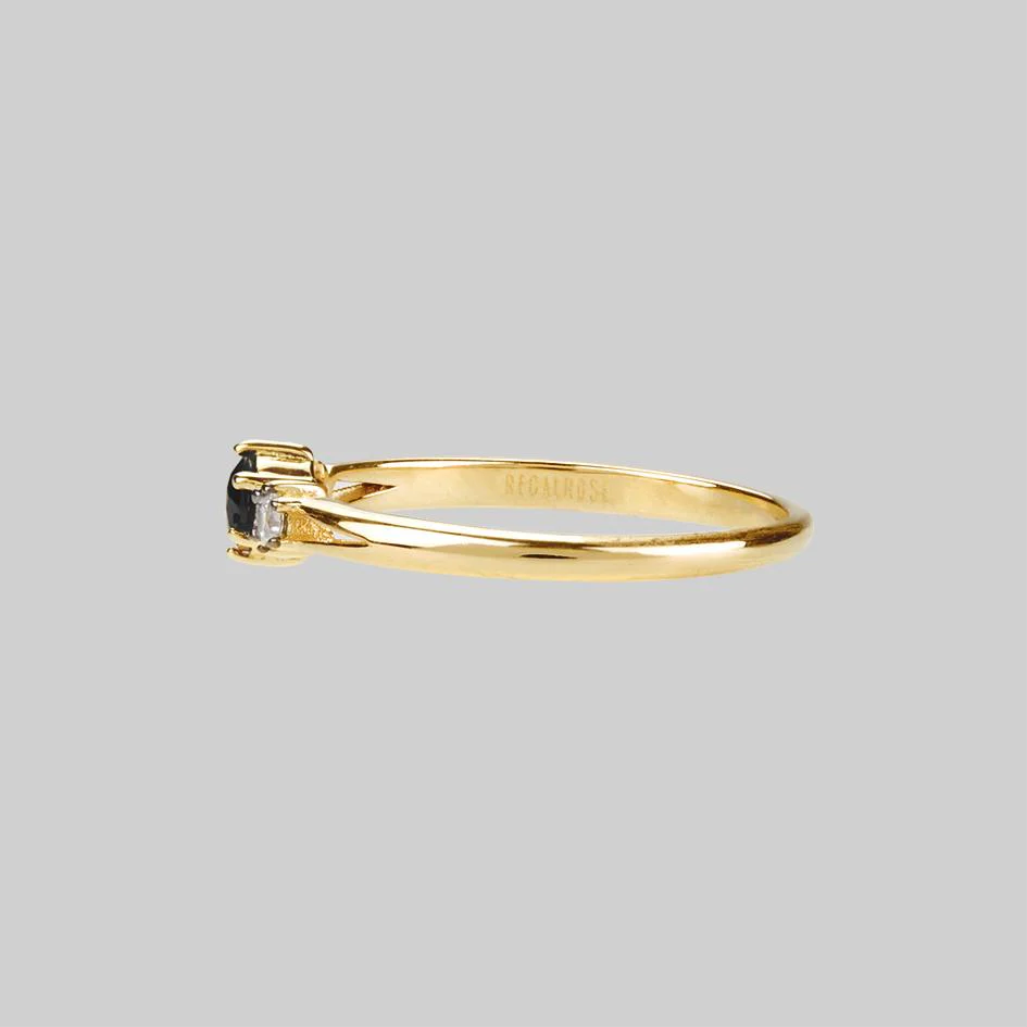 CAPULET. Black Spinel Trilogy Gold Ring - Image 3