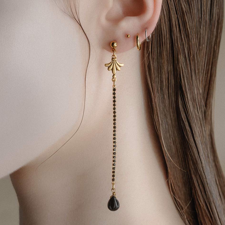 CLARA. Dazzle Chain & Agate Drop Earrings - Gold
