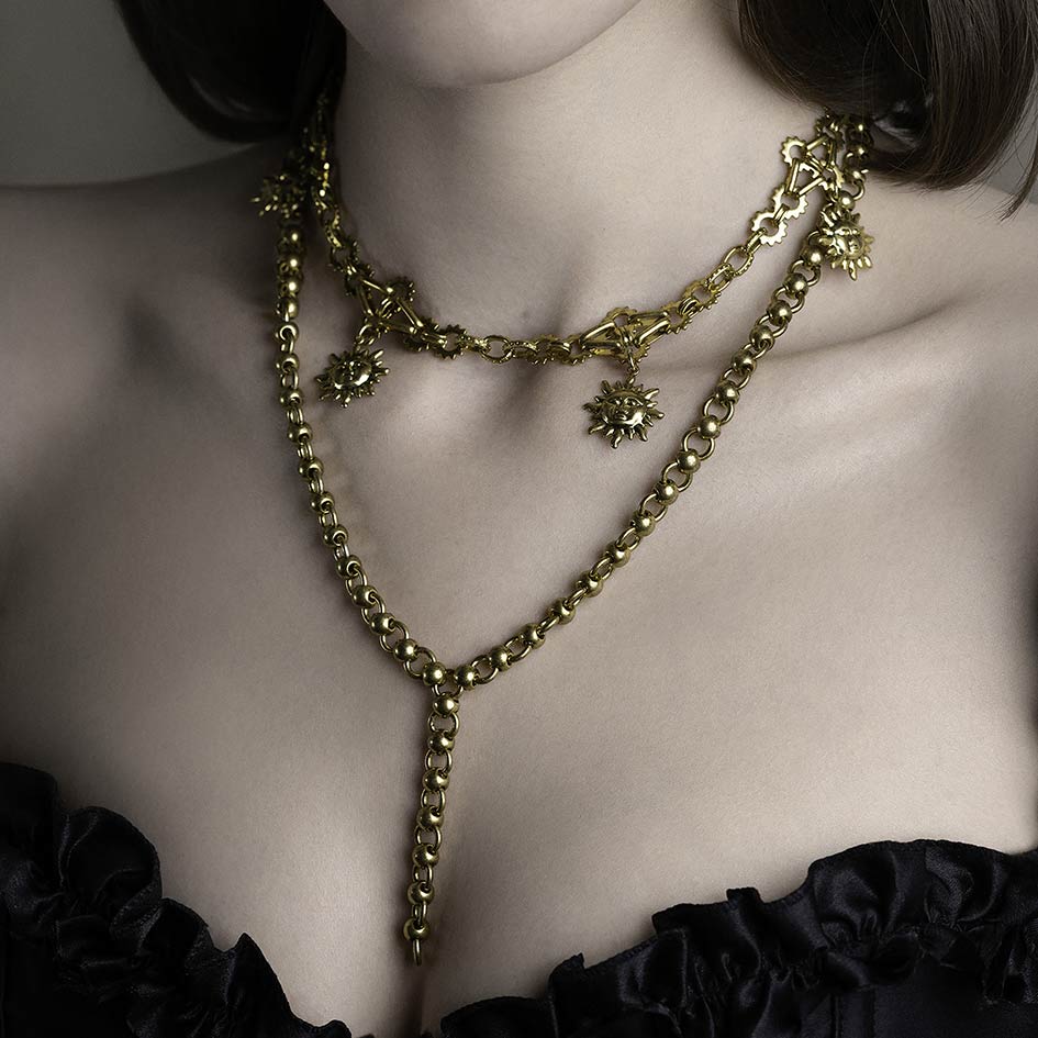 VICI. Gothic Elizabethan Style Ball Chain Lariat - Gold