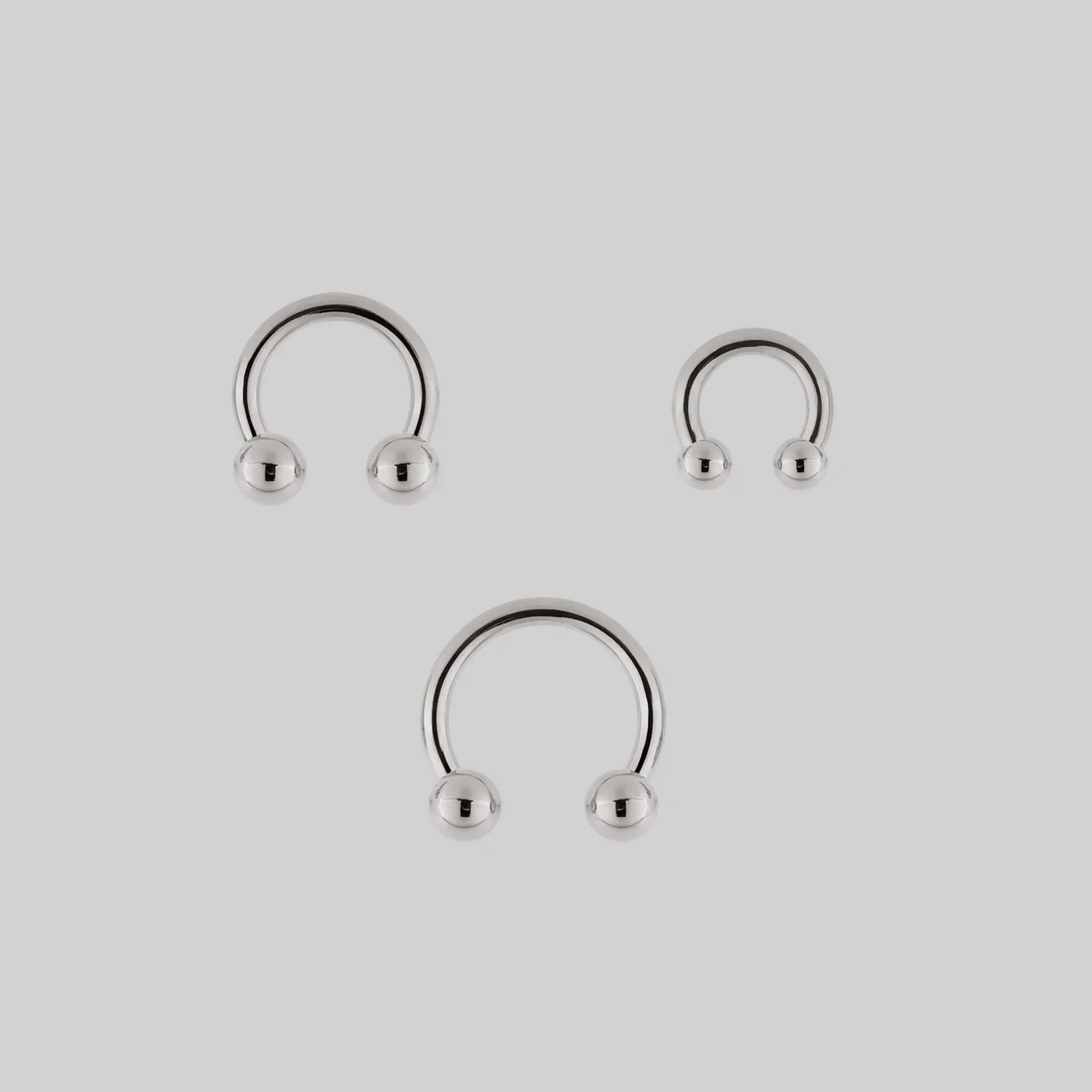 CLEO. Circular Titanium Barbell Ring - Silver - Image 7