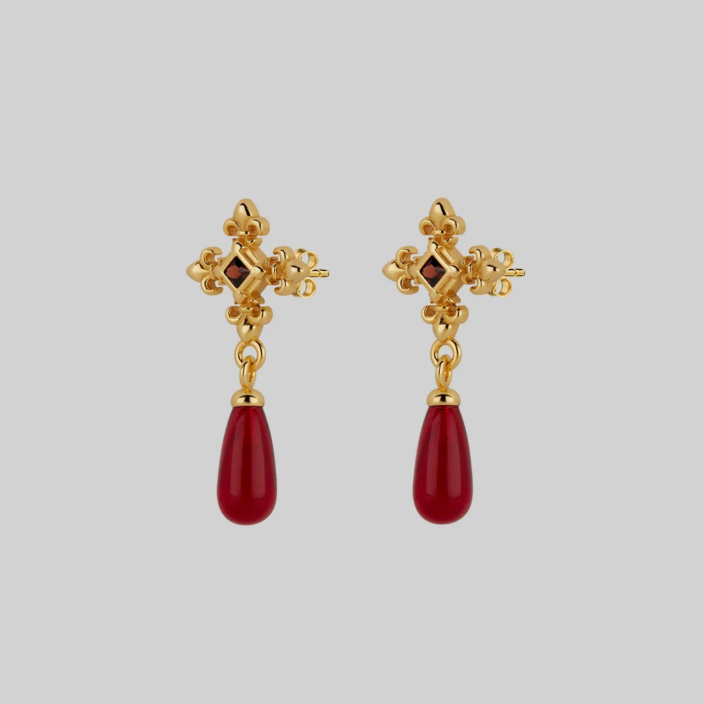 CRIMSON. Medieval Garnet Stud Earrings - Gold - Image 3