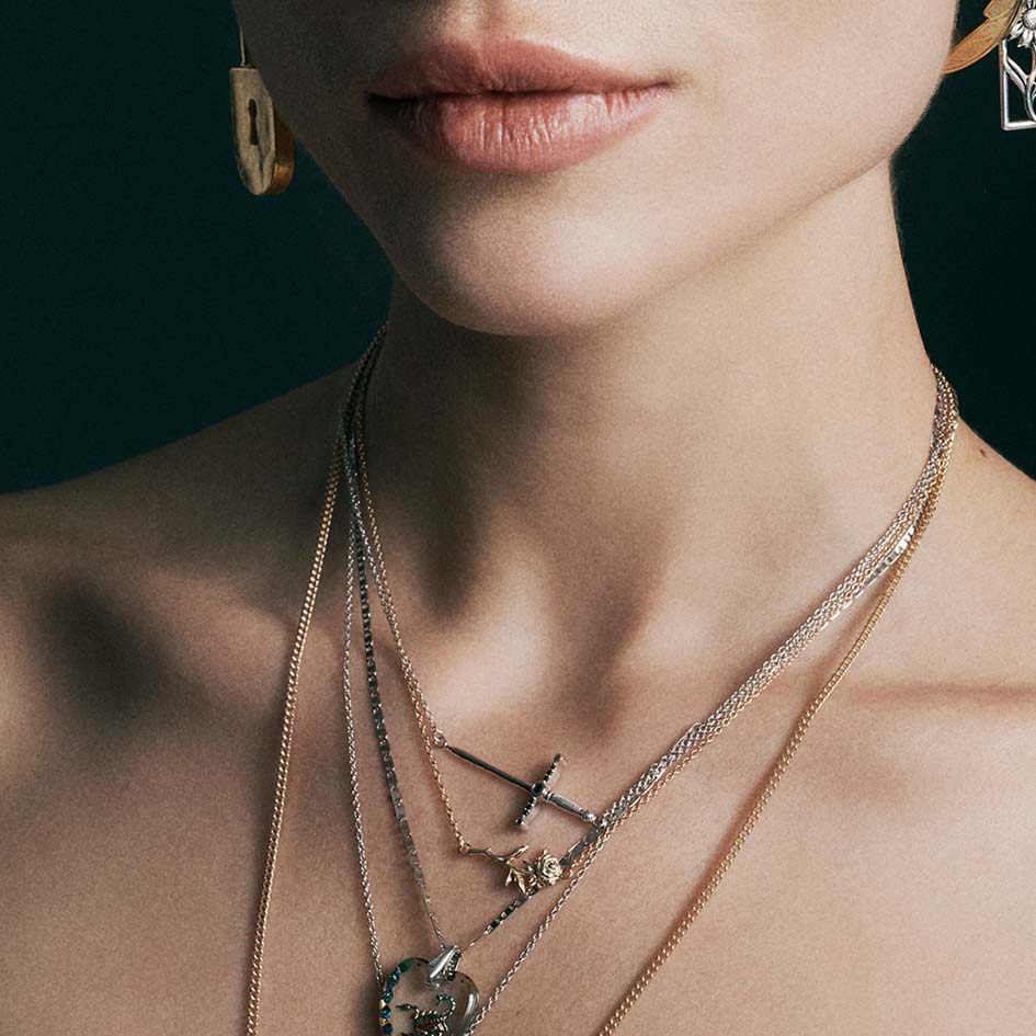 ELYSIAN. Black Spinel Dagger Necklace - Silver - Image 2