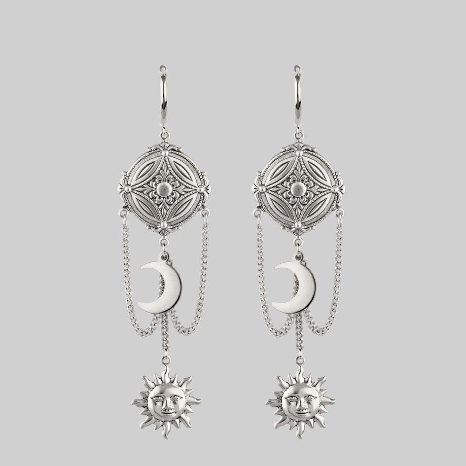 EQUINOX. Celestial Path Chain Hoop Earrings - Silver