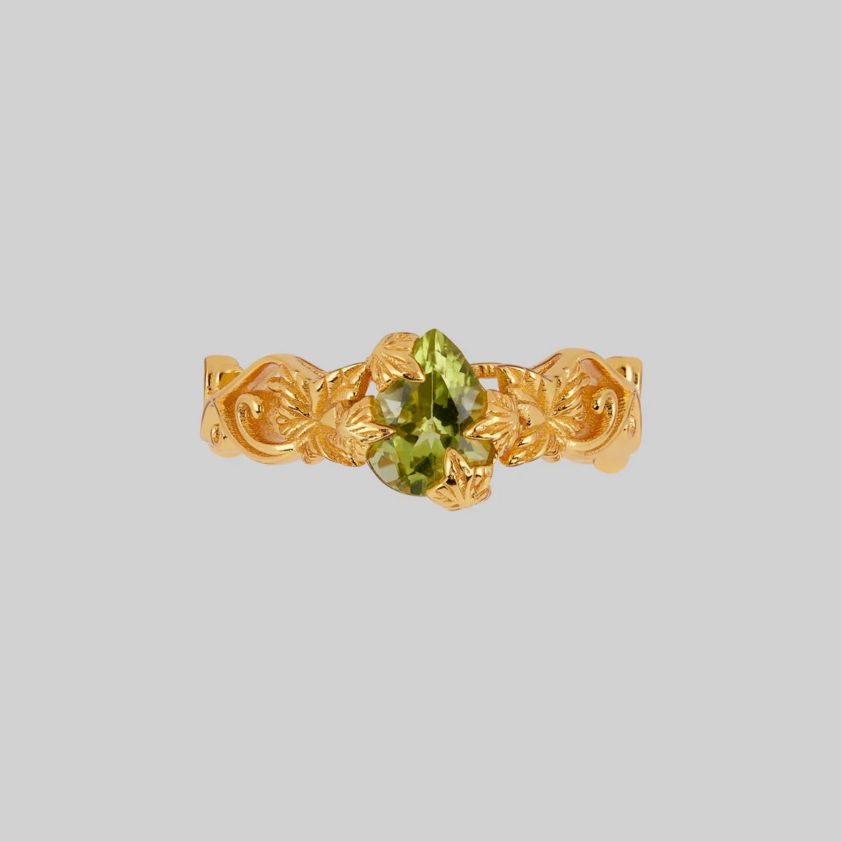 FERONIA. Secret Garden Peridot Ring - Gold - Image 2