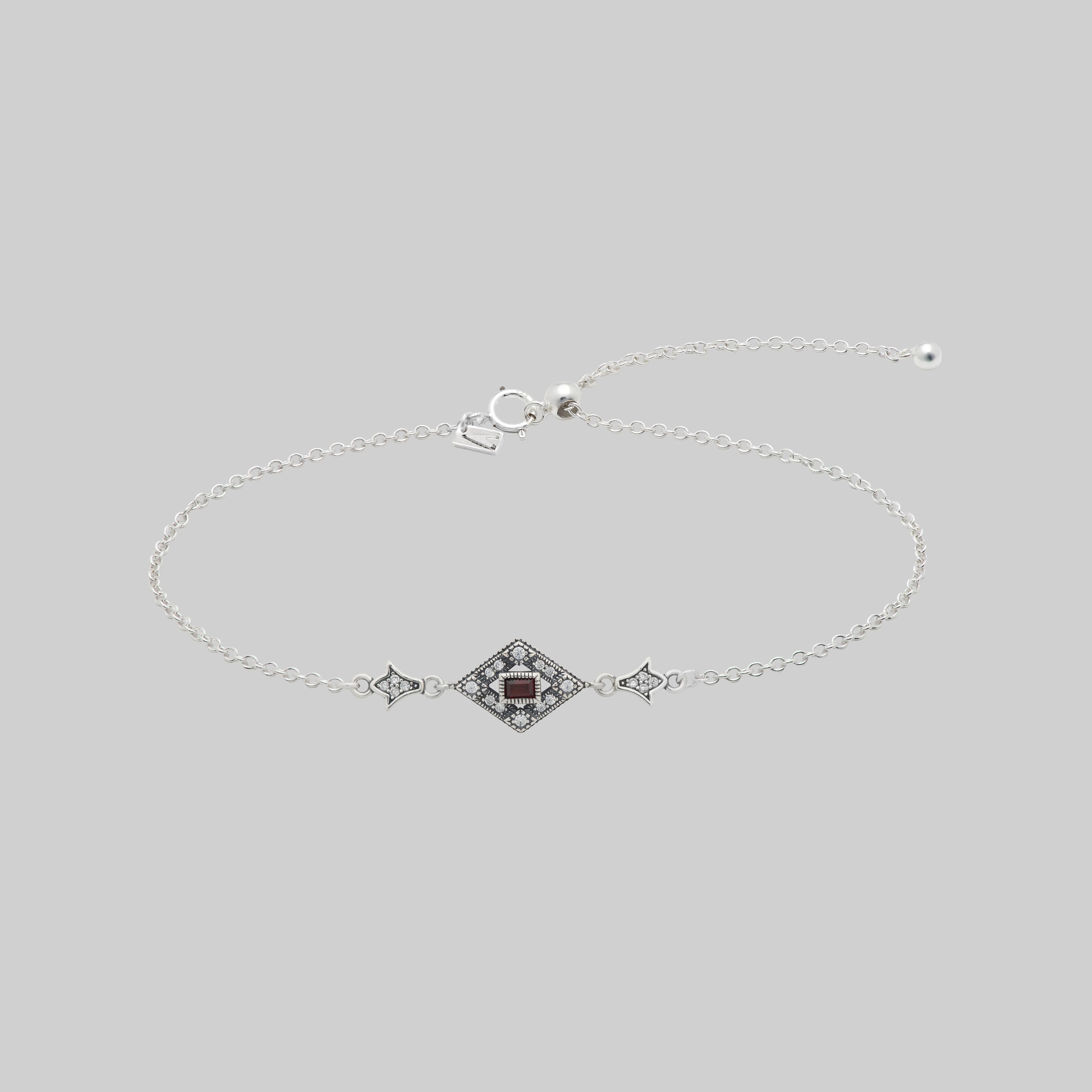 FLAPPER. Gatsby Garnet Bracelet - Silver