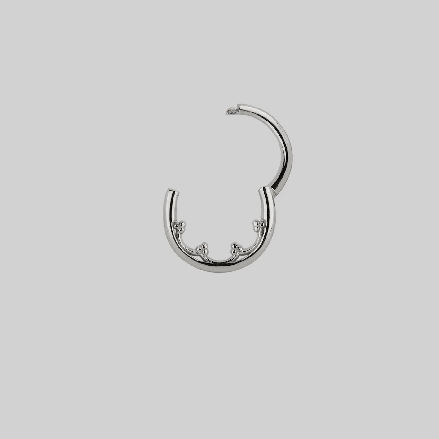 FOREBODE. Gothic Tracery Septum Clicker Ring - Silver - Image 3