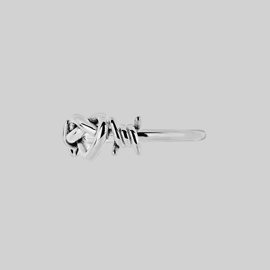 HARTLEY. Love Knot Ring - Silver - Image 2