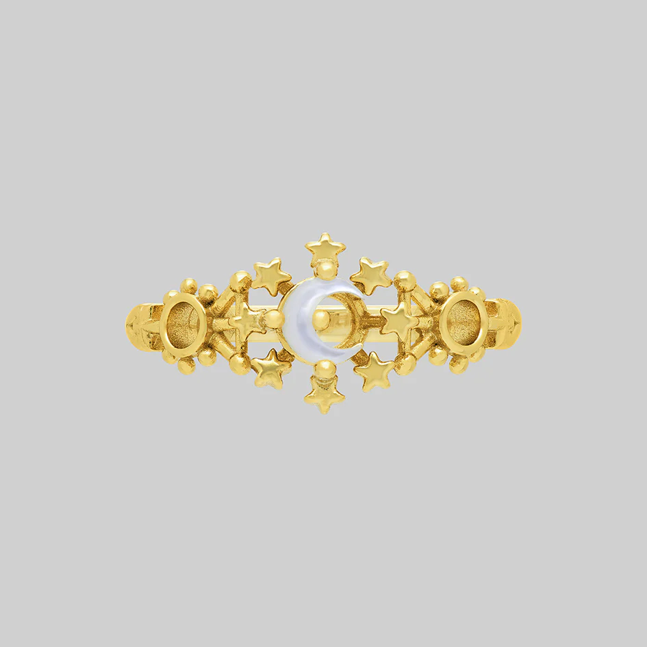 LUNAE. Crescent Moon Pearl Ring - Gold