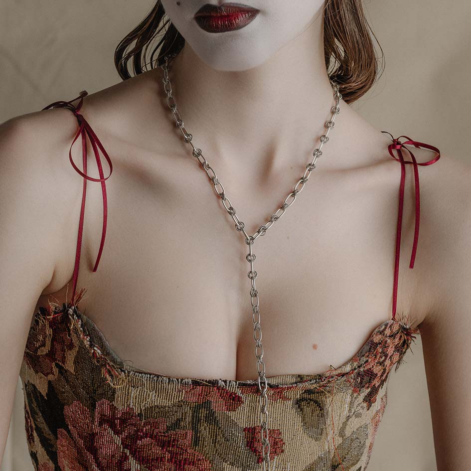 MABEL. Twisted Rope Lariat Chain - Silver - Image 2
