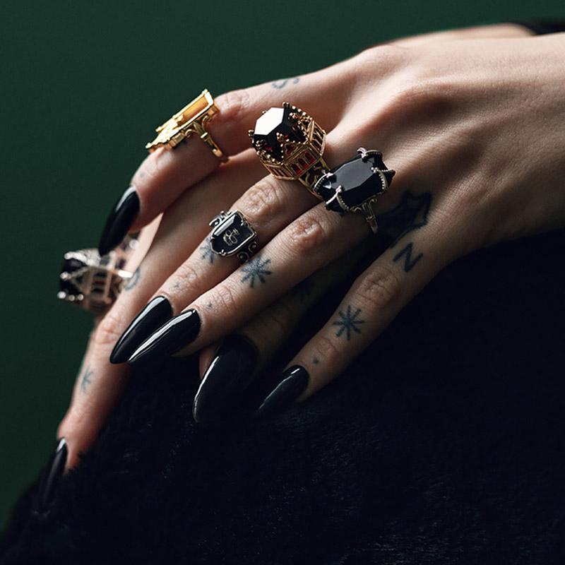 MAGDALENA. Black Spinel Gothic Ring - Gold - Image 3