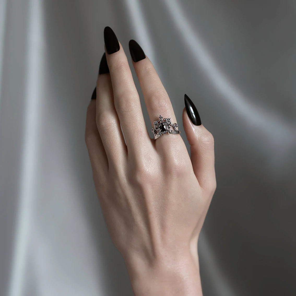 MALVOLIA. Garden of Remembrance Black Onyx Ring - Silver - Image 2