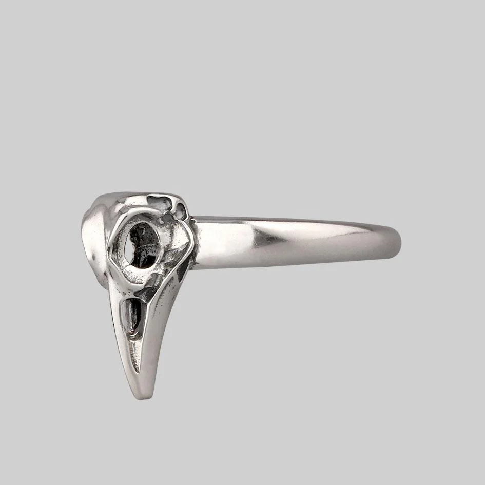MERLA. Silver Raven Skull Ring - Image 3