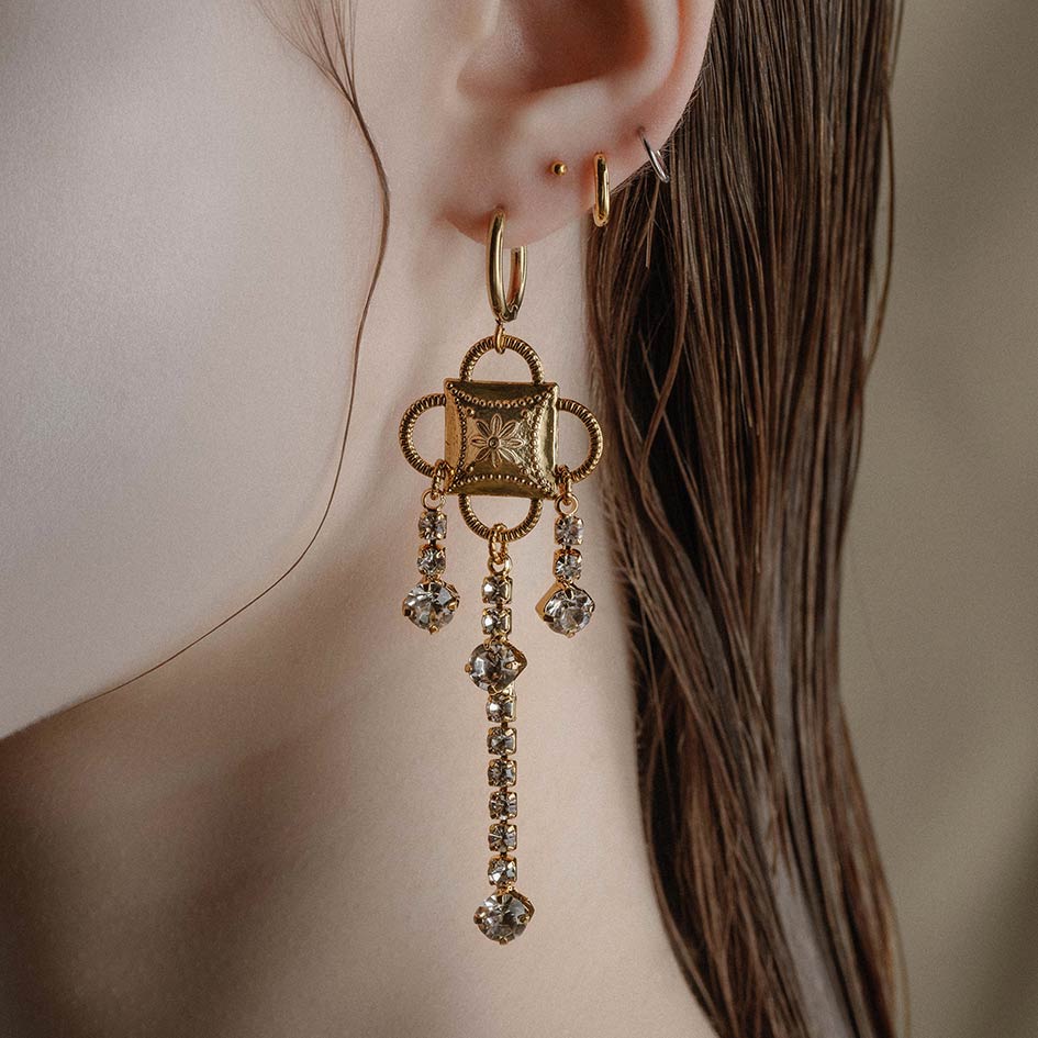MITZY. Trapeze Inspired Hoop Earrings - Gold
