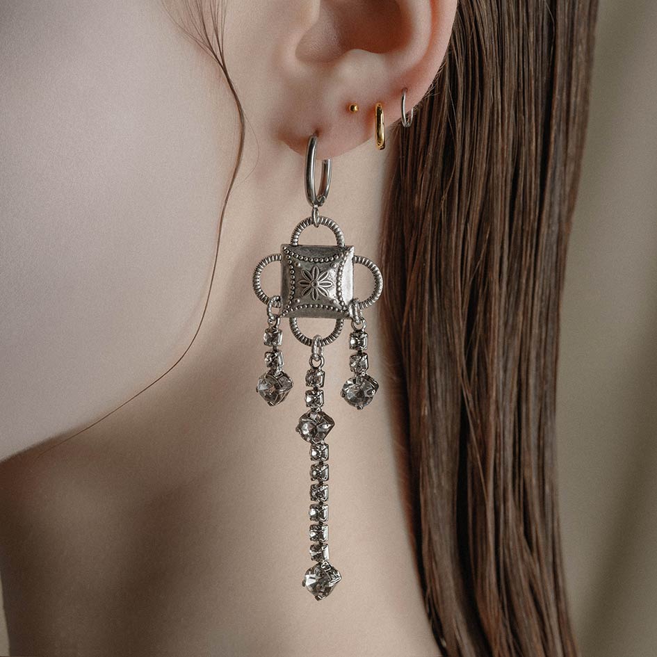 MITZY. Trapeze Inspired Hoop Earrings - Silver - Image 2