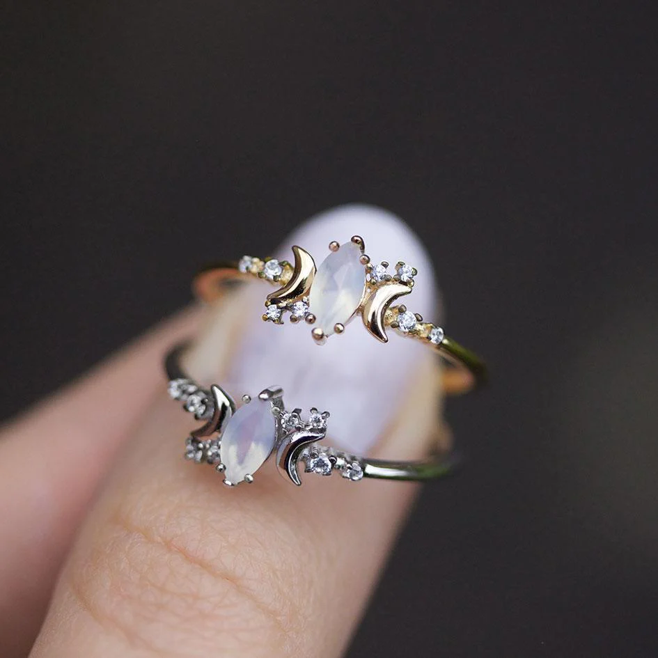 MOONDANCE. Opal & Cubic Zirconia Silver Ring - Image 3