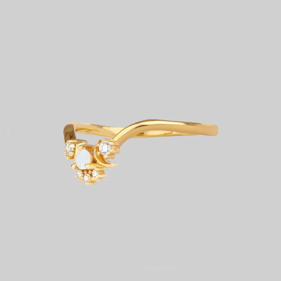 MOONLIGHT. Opal Chevron Ring - Gold - Image 3
