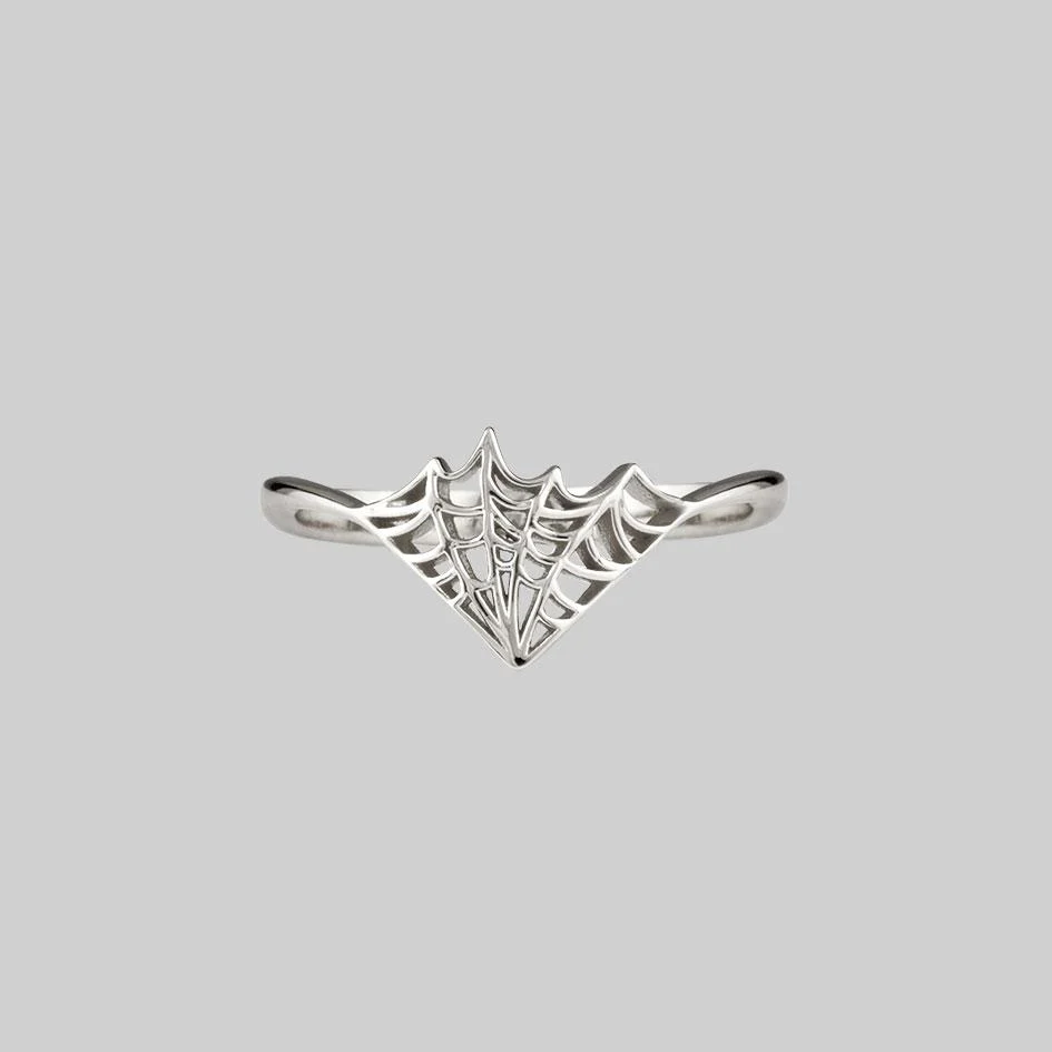 NARCISSA. Web Ring - Silver