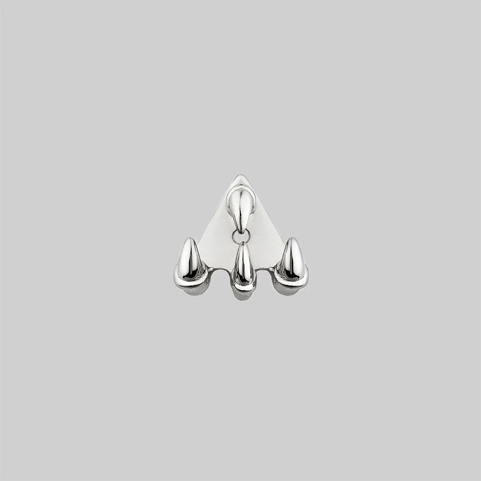 NASRA. Silver Claw Earring - Lobe/Helix - Image 4