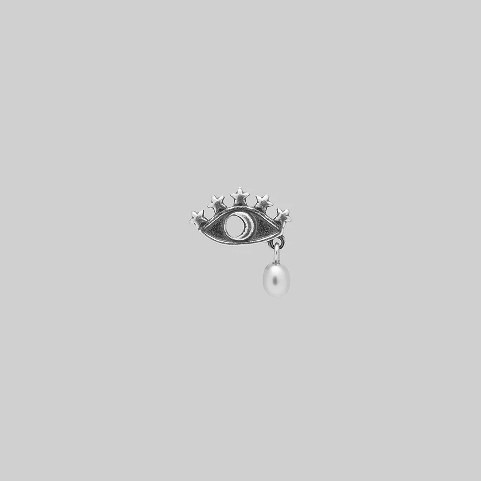 OCULUS. Starry Eyed Pearl Stud Earring - Silver