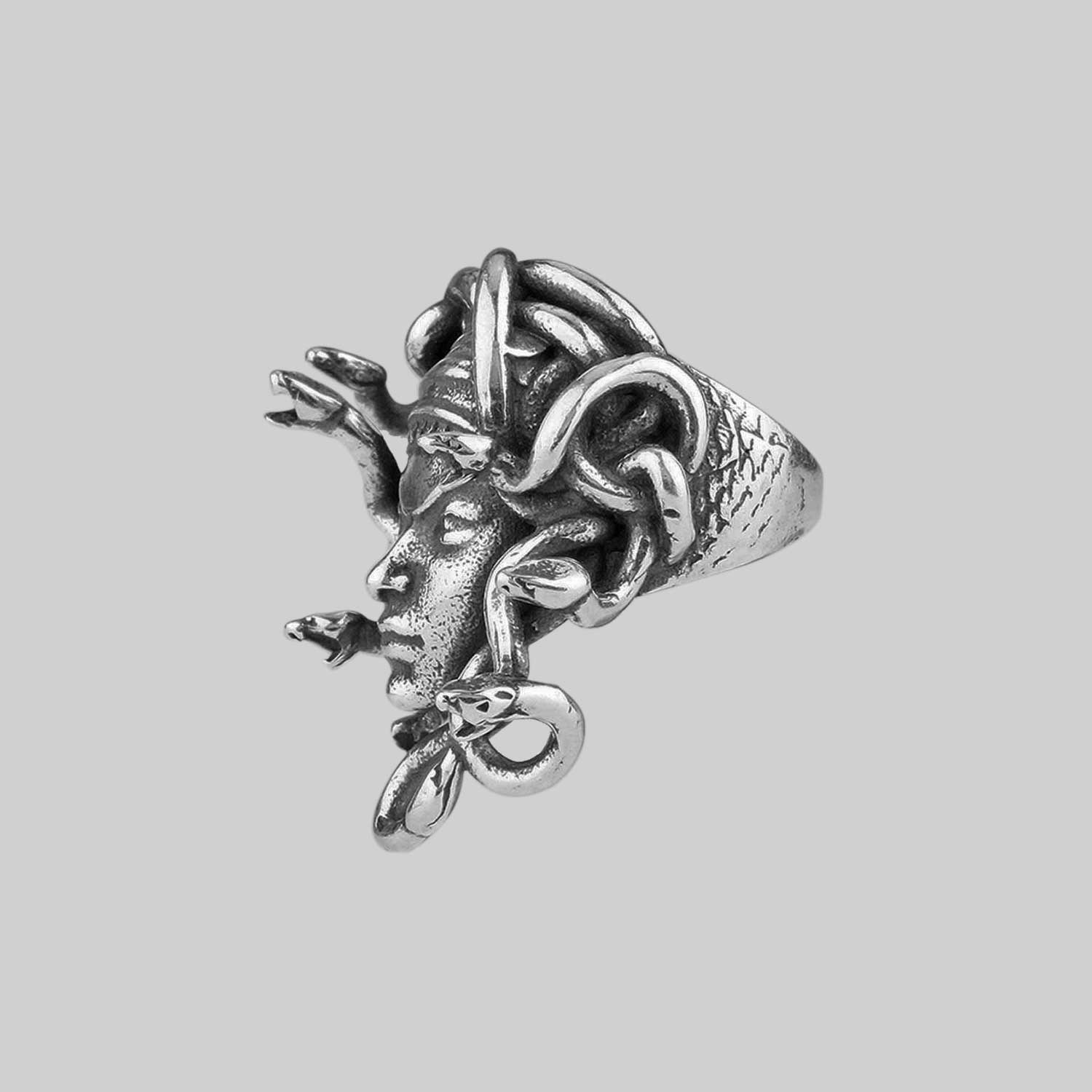 The Eternal Curse. Medusa Ring - Image 2