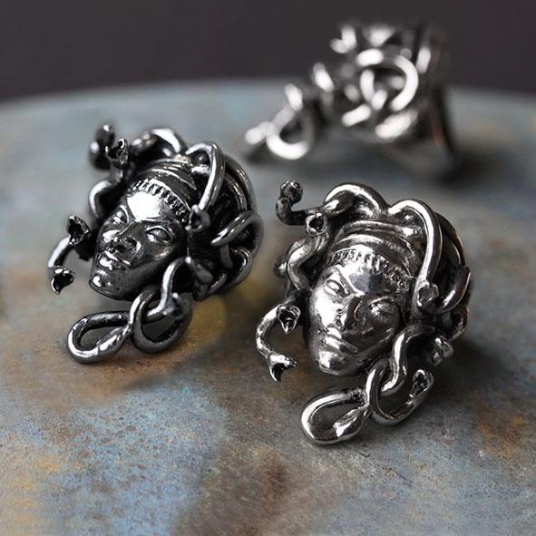 The Eternal Curse. Medusa Ring - Image 3