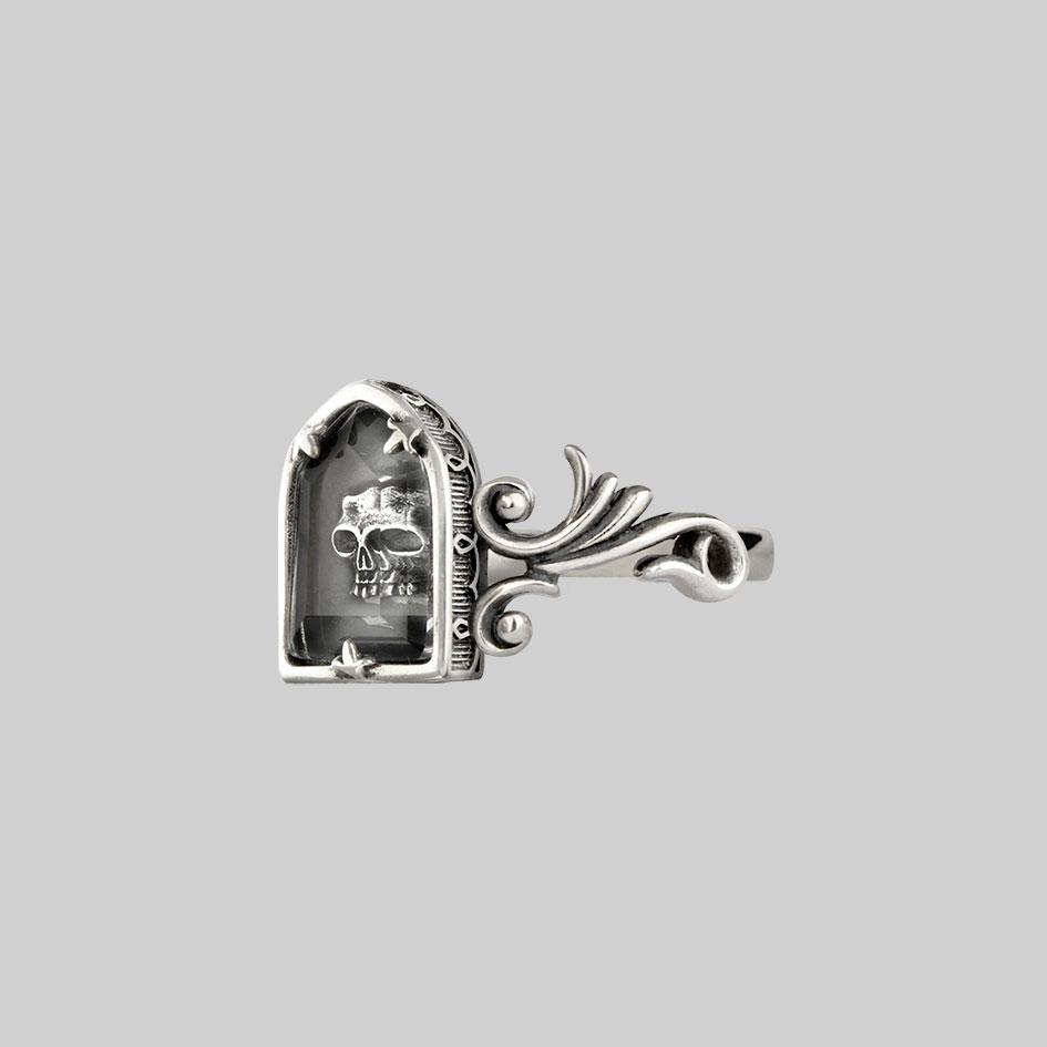 OMINOUS. Skull Under Glass™ Ring - Silver - Image 3