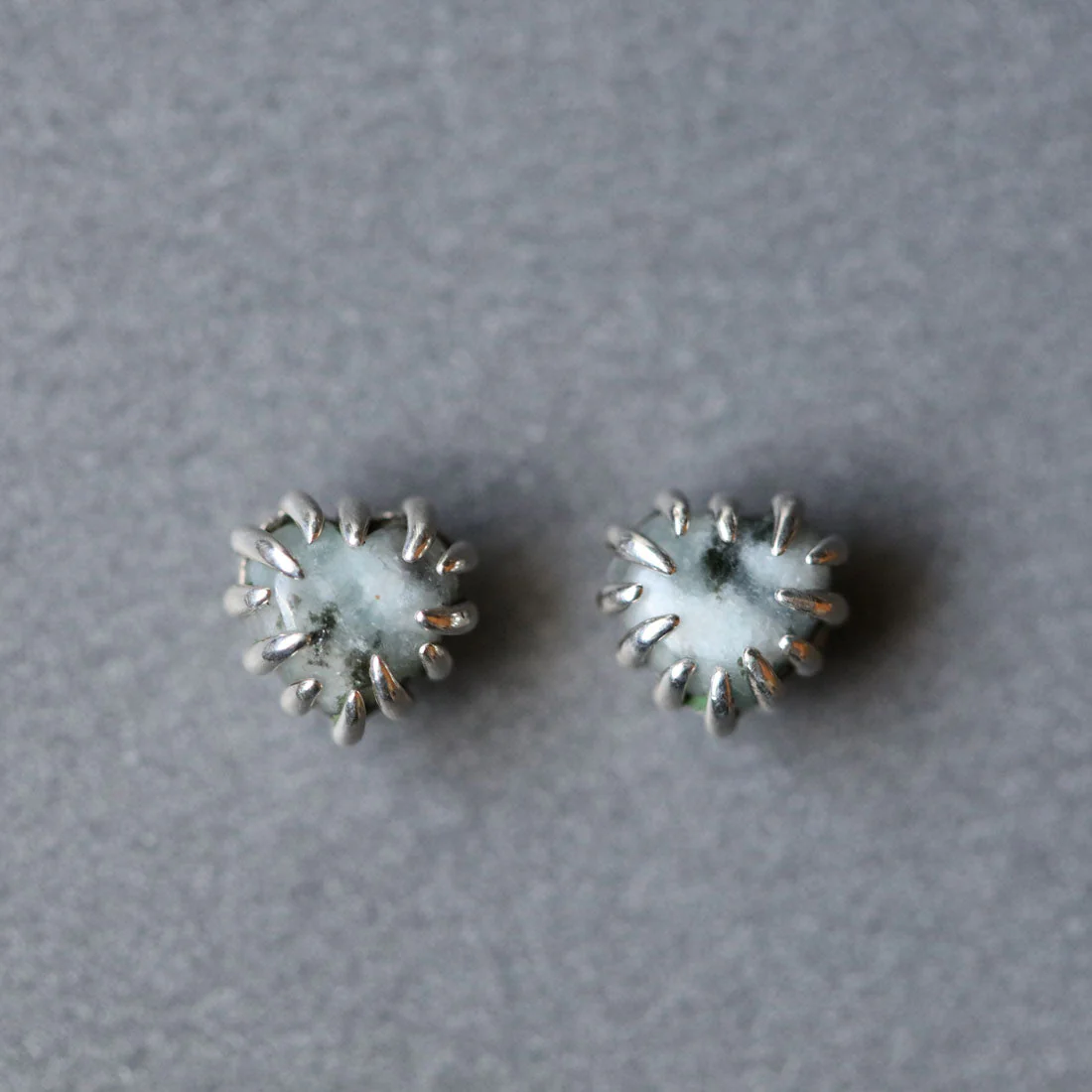PIXI. Clawed Heart Gemstone Stud Earring - Silver - Image 4
