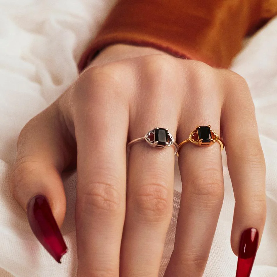 RAPTURE. Onyx & Gothic Arches Ring - Gold - Image 2