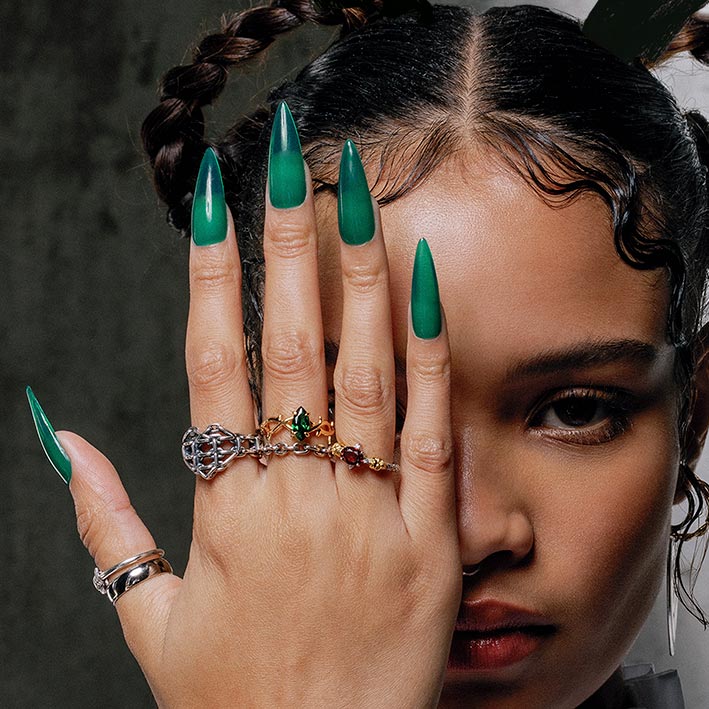 REVIVAL. Green CZ Thorn Band Ring - Gold - Image 4