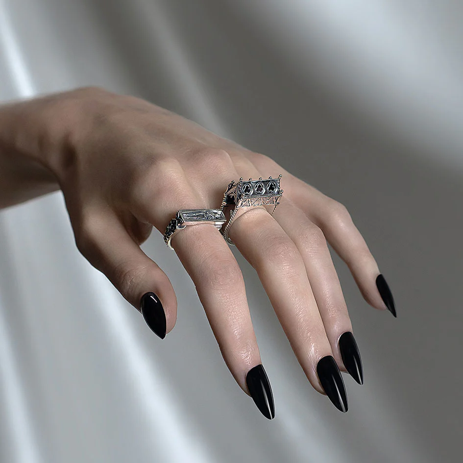 SACRARIUM. Secret Tomb Double Ring - Silver - Image 2