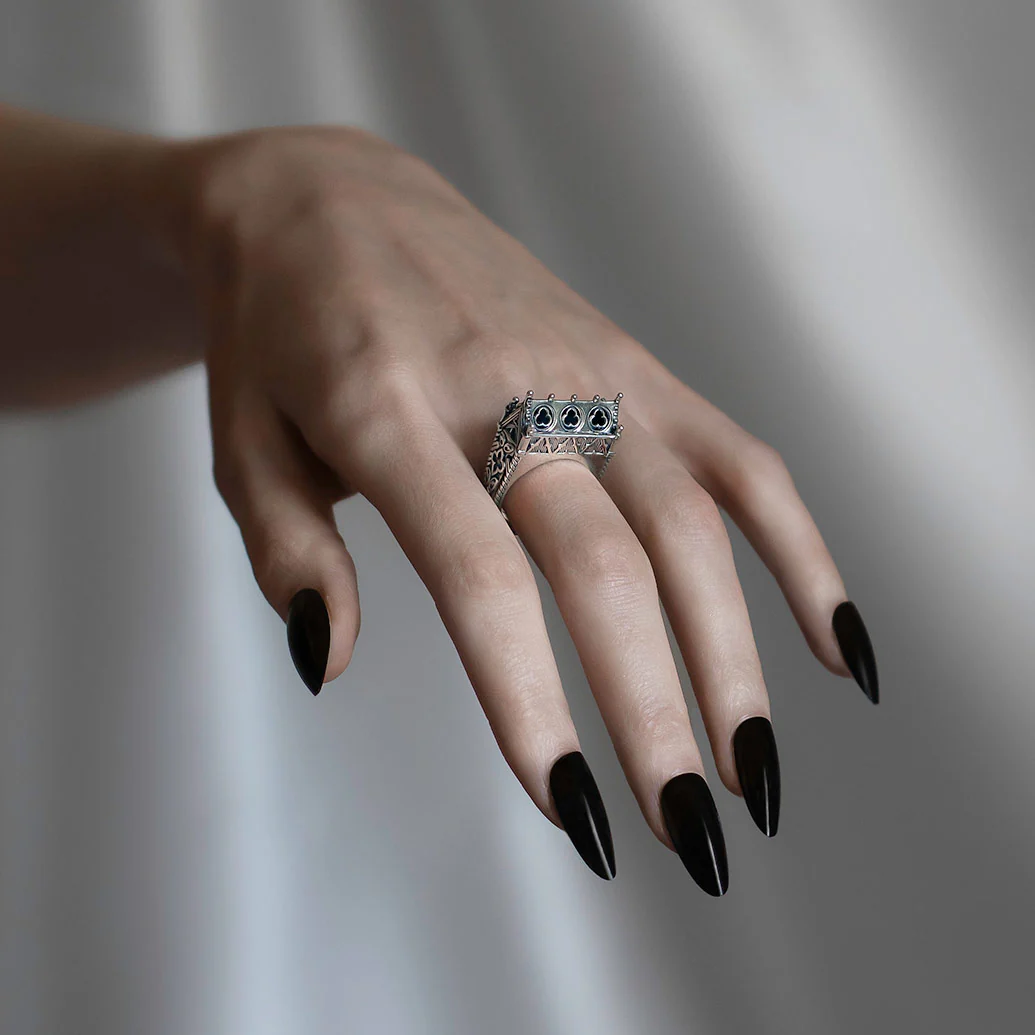 SACRARIUM. Secret Tomb Double Ring - Silver - Image 7