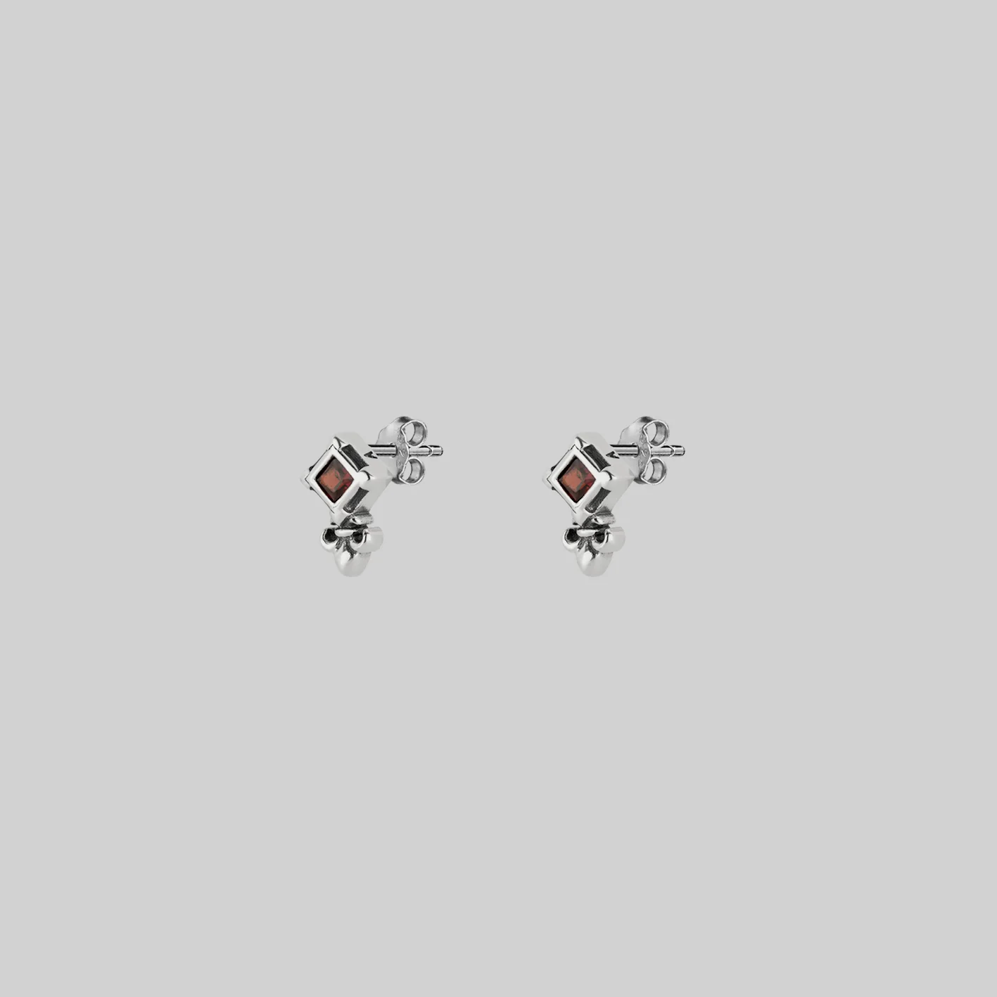 SCORN. Tiny Garnet Stud Earrings - Silver - Image 3