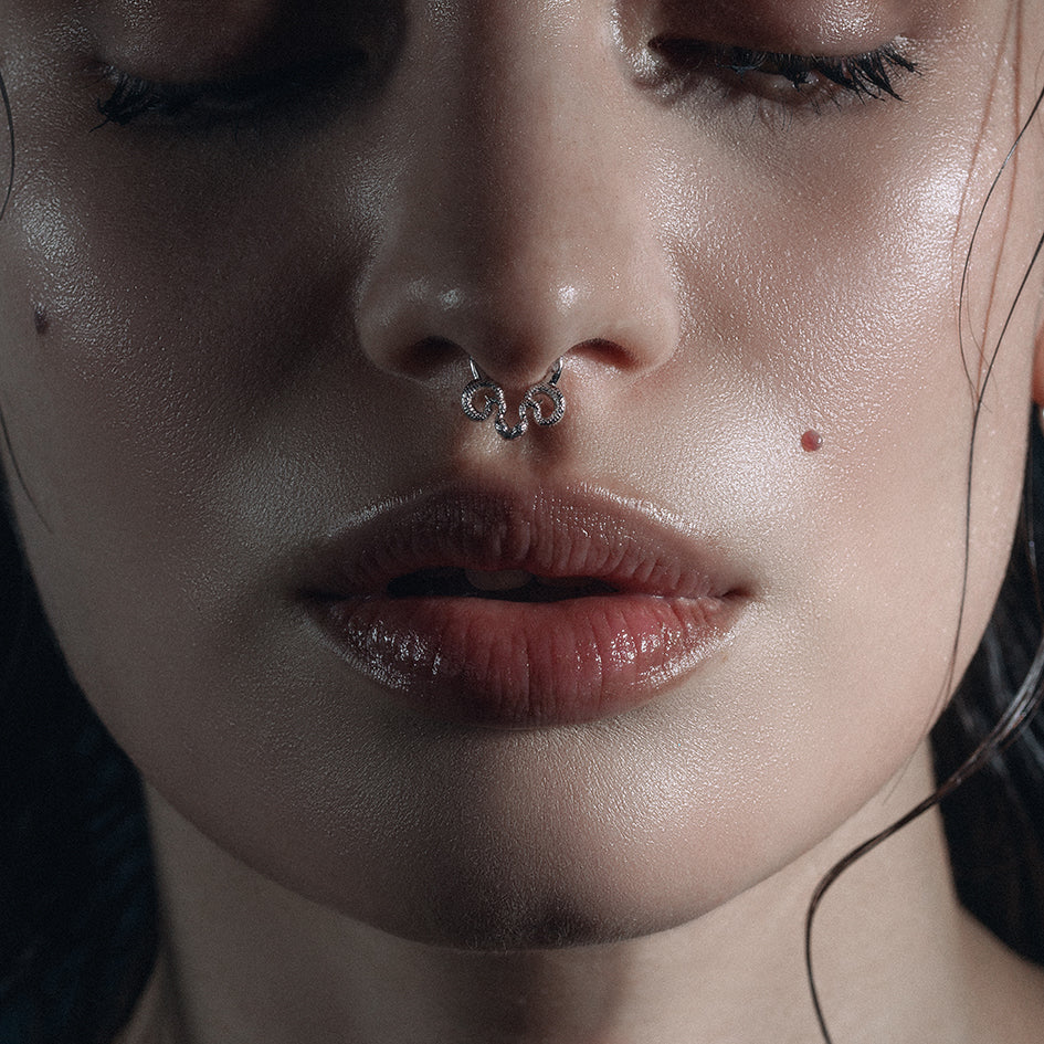 SERPENTINE. Sea Snake Bound Septum Clicker Ring - Silver - Image 2