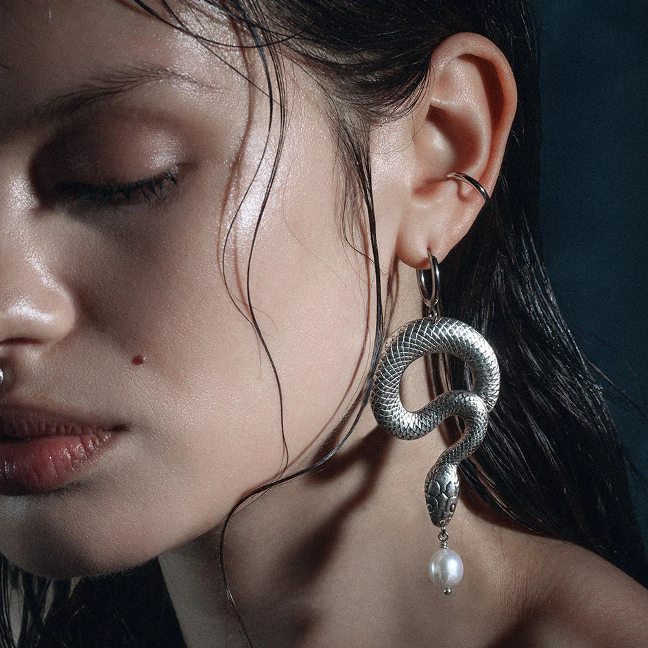 SERPENTINE. Sea Snake & Pearl Hoop Earrings - Silver - Image 2