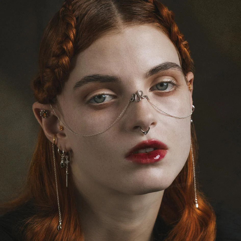 STELLA. Star Set Cubic Zirconia Septum Clicker Ring - Gold - Image 2