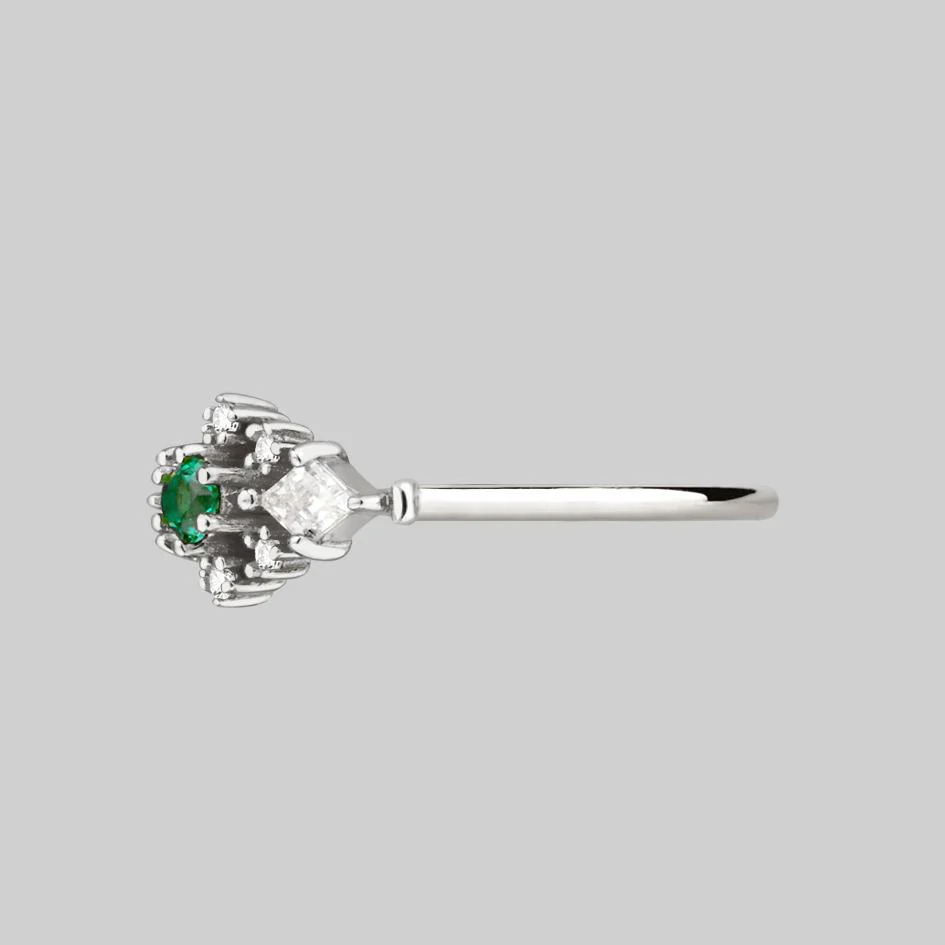 SUPERNOVA. Green Quartz Cluster Silver Ring - Image 3