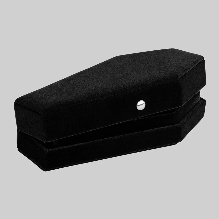 The Black Velvet Coffin Ring Case - Image 5