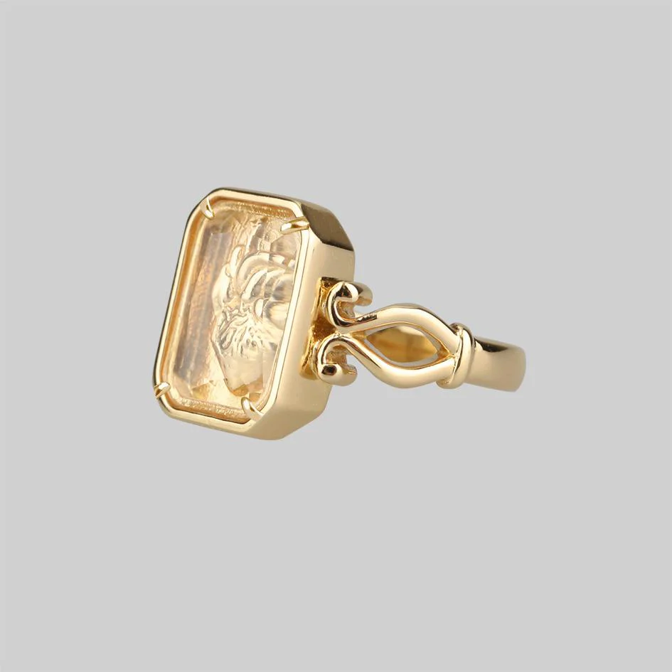 HEART KEEPER. Anatomical Heart Under Glass™ Ring - Gold - Image 2