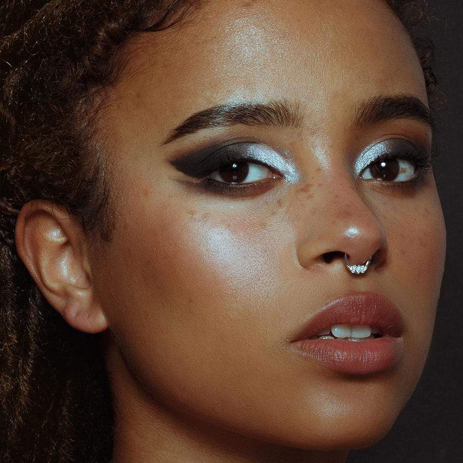 THIEF OF JOY. Opal Gold Clicker Ring - Septum - Image 4