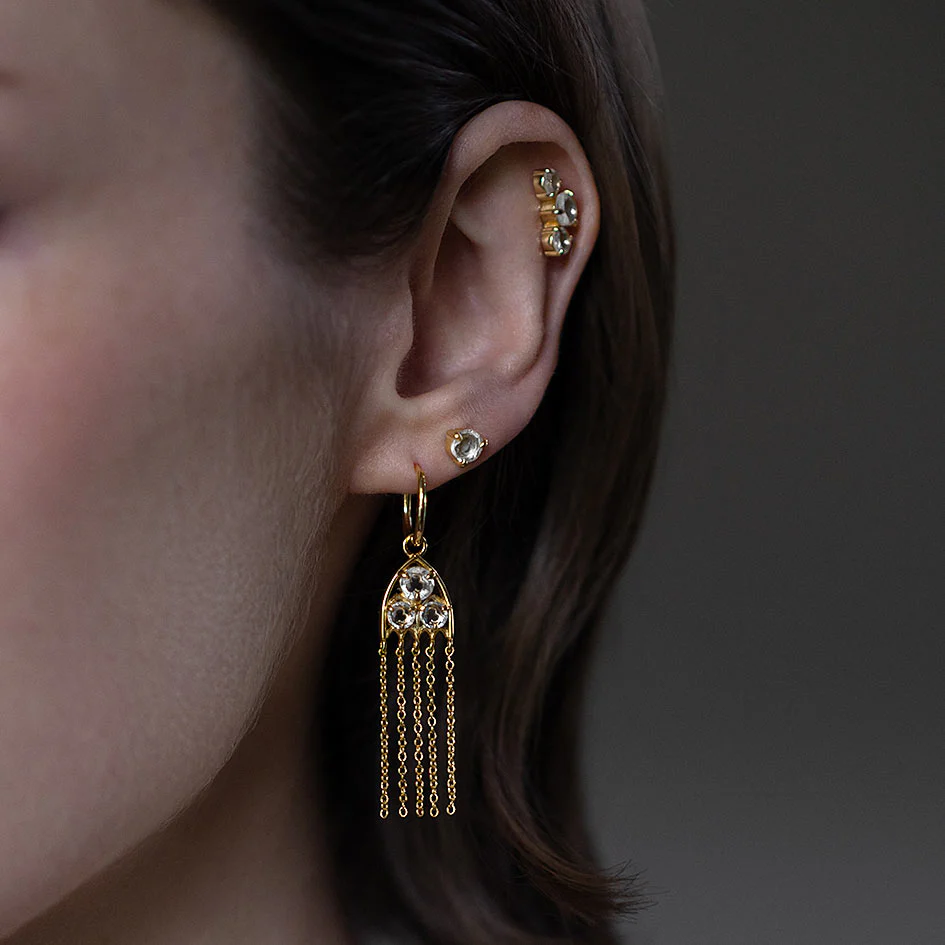 VEIL. Gothic Trefoil Glass Stud Earring - Gold - Image 3
