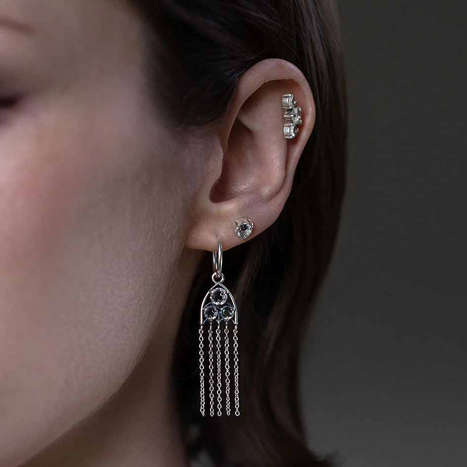 VEIL. Gothic Trefoil Glass Stud Earring - Silver - Image 3