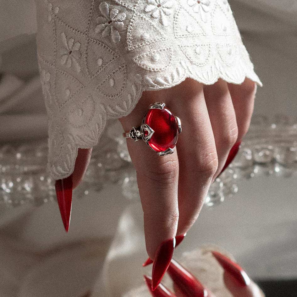 VEIN. Vampesque Gothic Red Glass Ring - Silver - Image 2