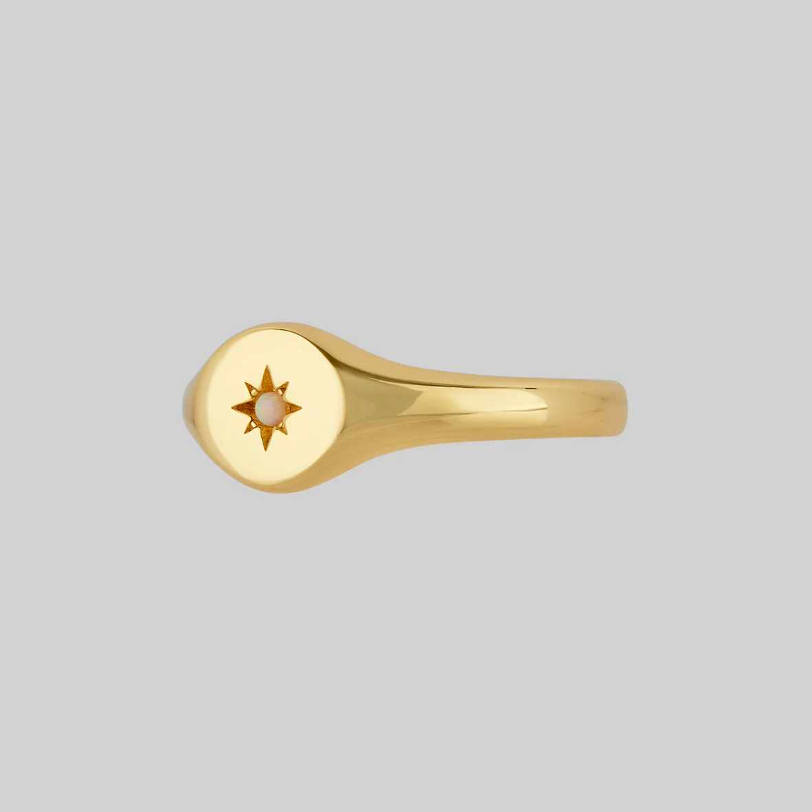 VICTORIA. Opal Signet Ring - Gold - Image 4