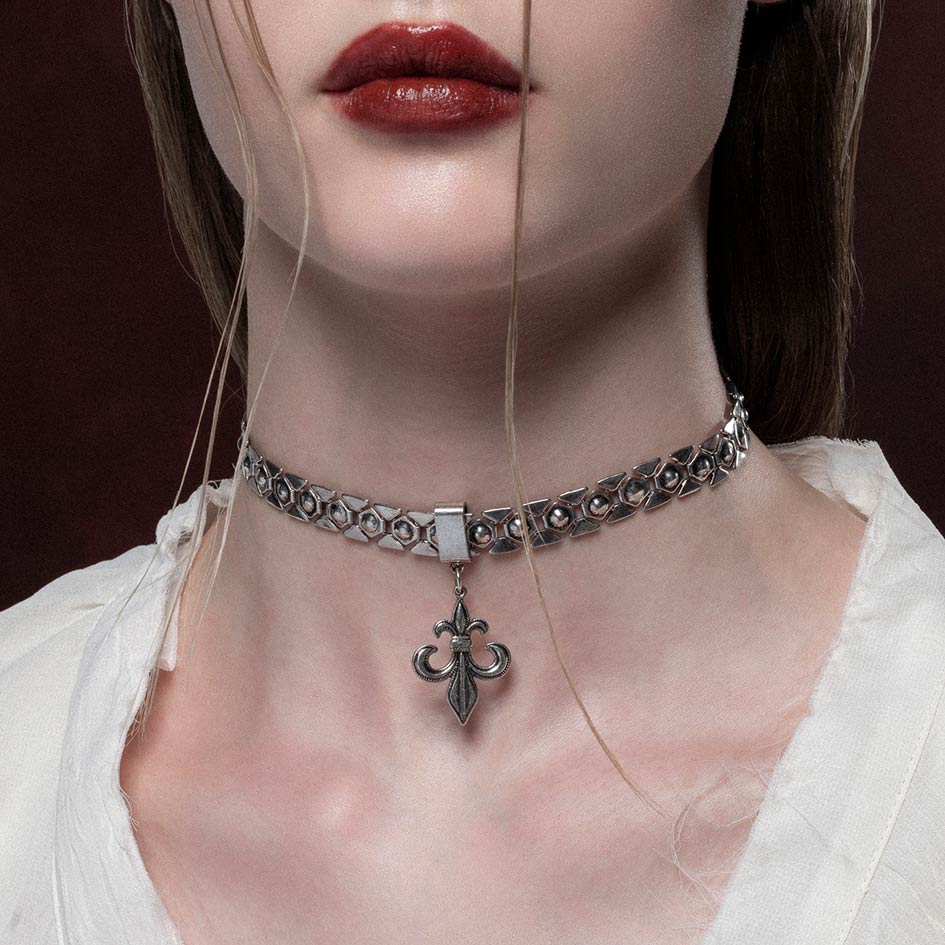VOW. Fleur de Lis Charm Choker - Silver - Image 2