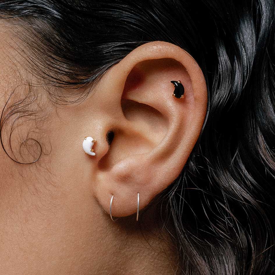 Yin & Yang Gemstone Stud Earring - Silver - Image 6